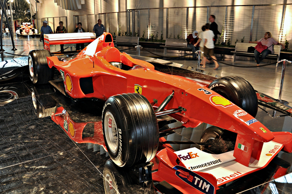 ferrari_world_slider_4